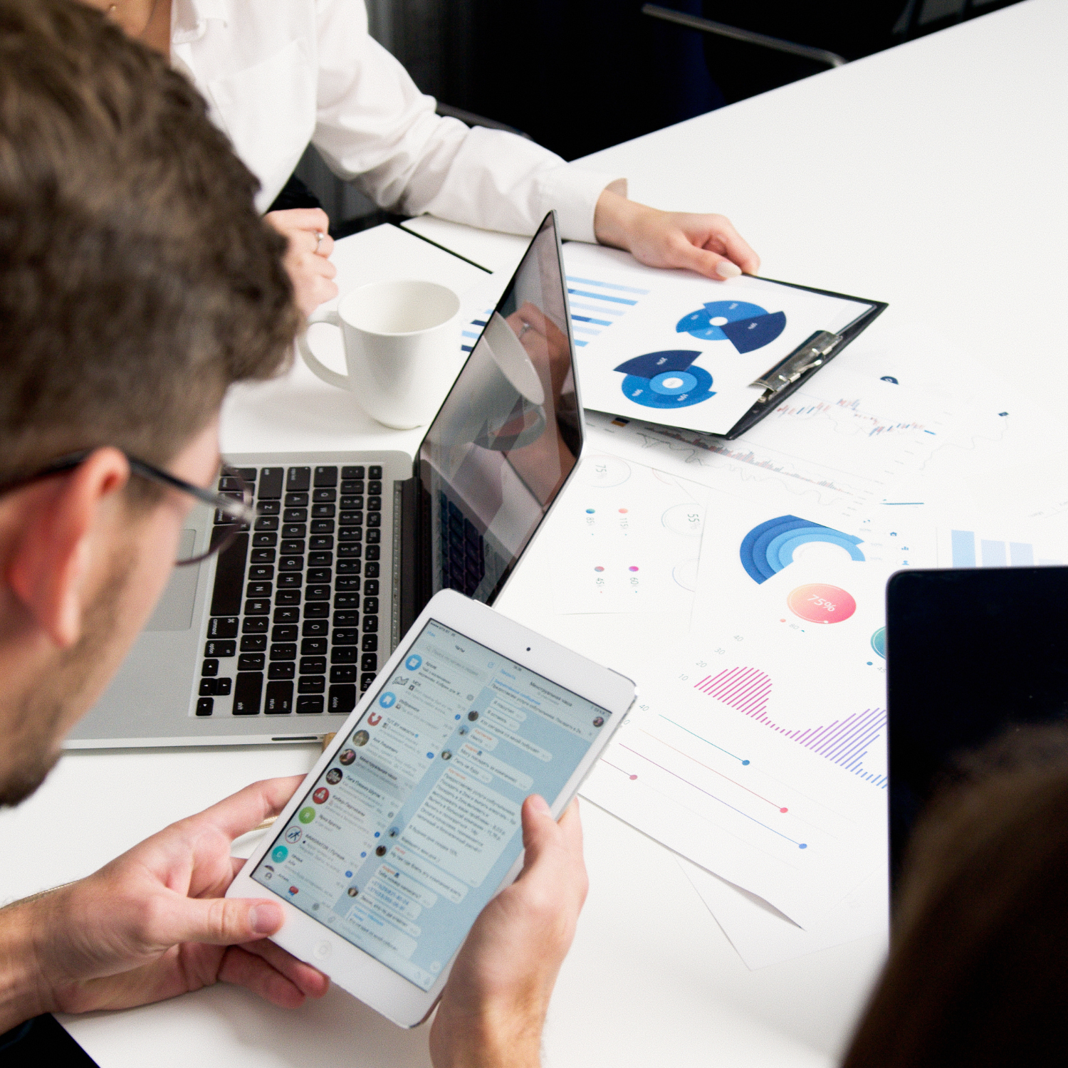 marketing digital formation, formation marketing digital en ligne, formation marketing digital certifiante, formation marketing digital gratuite, formation marketing digital avec certification, marketing digital formation pour débutants, marketing digital formation avancée, marketing digital formation intensive, marketing digital formation et réseaux sociaux, marketing digital formation et publicité en ligne, marketing digital formation et Google Ads, marketing digital formation et Facebook Ads, marketing digital formation et Instagram Ads, marketing digital formation et LinkedIn Ads, marketing digital formation et e-commerce, marketing digital formation et dropshipping, marketing digital formation et affiliation, marketing digital formation et SEO, marketing digital formation et référencement naturel, marketing digital formation et SEA, marketing digital formation et Google Analytics, marketing digital formation et marketing automation, marketing digital formation et stratégie digitale, marketing digital formation et content marketing, marketing digital formation et storytelling, marketing digital formation et inbound marketing, marketing digital formation et copywriting, marketing digital formation et branding, marketing digital formation et community management, marketing digital formation et gestion des réseaux sociaux, marketing digital formation et influence marketing, marketing digital formation et growth hacking, marketing digital formation et tunnel de conversion, marketing digital formation et email marketing, marketing digital formation et newsletters, marketing digital formation et data marketing, marketing digital formation et UX/UI, marketing digital formation et expérience utilisateur, marketing digital formation et SMO, marketing digital formation et lead generation, marketing digital formation et webmarketing, marketing digital formation et mobile marketing, marketing digital formation et CRM, marketing digital formation et intelligence artificielle, marketing digital formation et chatbots, marketing digital formation et social selling, marketing digital formation et stratégie omnicanale, marketing digital formation et KPI, marketing digital formation et analyse de données, marketing digital formation et veille concurrentielle, marketing digital formation et tendances digitales, marketing digital formation et monétisation de site web, marketing digital formation et publicité native, marketing digital formation et vidéo marketing, marketing digital formation et YouTube Ads, marketing digital formation et TikTok Ads, marketing digital formation et Google Tag Manager, marketing digital formation et automatisation marketing, marketing digital formation et growth marketing, marketing digital formation et stratégies B2B, marketing digital formation et stratégies B2C, marketing digital formation et gestion de la réputation en ligne, marketing digital formation et marketing local, marketing digital formation et géolocalisation, marketing digital formation et copywriting persuasif, marketing digital formation et storytelling de marque, marketing digital formation et publicité programmatique, marketing digital formation et optimisation des conversions, marketing digital formation et tests A/B, marketing digital formation et remarketing, marketing digital formation et marketing d’influence, marketing digital formation et stratégie digitale d’entreprise, marketing digital formation et Google My Business, marketing digital formation et réseaux sociaux pour entreprises, marketing digital formation et stratégie SEO avancée, marketing digital formation et publicité display, marketing digital formation et retargeting, marketing digital formation et analyse concurrentielle, marketing digital formation et élaboration de persona, marketing digital formation et gestion de budget publicitaire, marketing digital formation et tendances marketing, marketing digital formation et intelligence artificielle appliquée, marketing digital formation et stratégies digitales internationales, marketing digital formation et automatisation des ventes, marketing digital formation et performance marketing, marketing digital formation et publicité mobile.